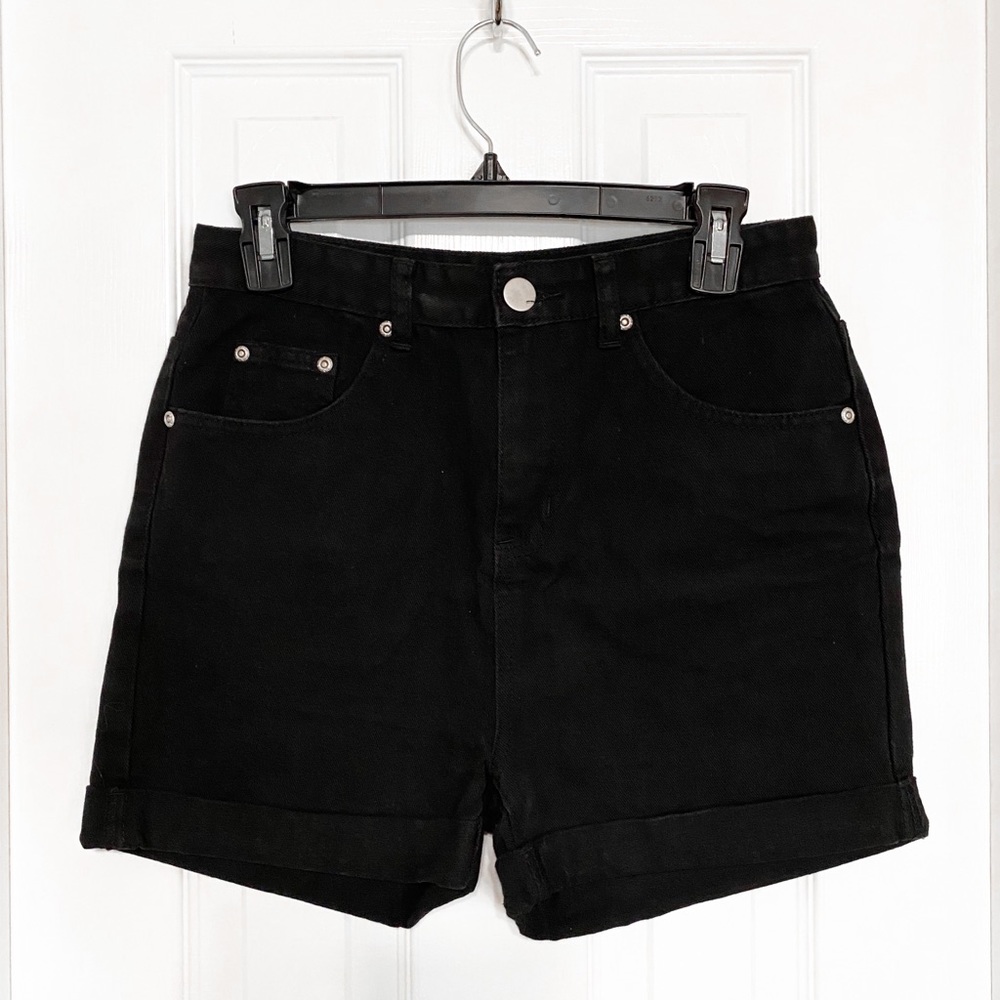 BOOHOO | black high waisted jean shorts (new)